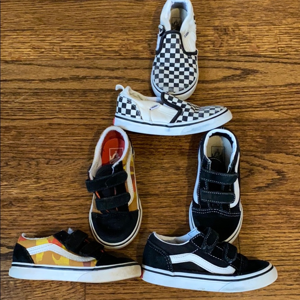 TODDLER VANS LOT